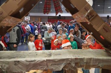 Fotografija utrinka iz dobrodelnega sejma na OŠ Poljane 2025